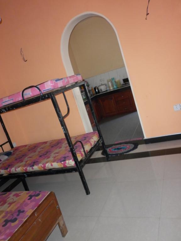 Seetha'S Hostel 尼甘布 客房 照片