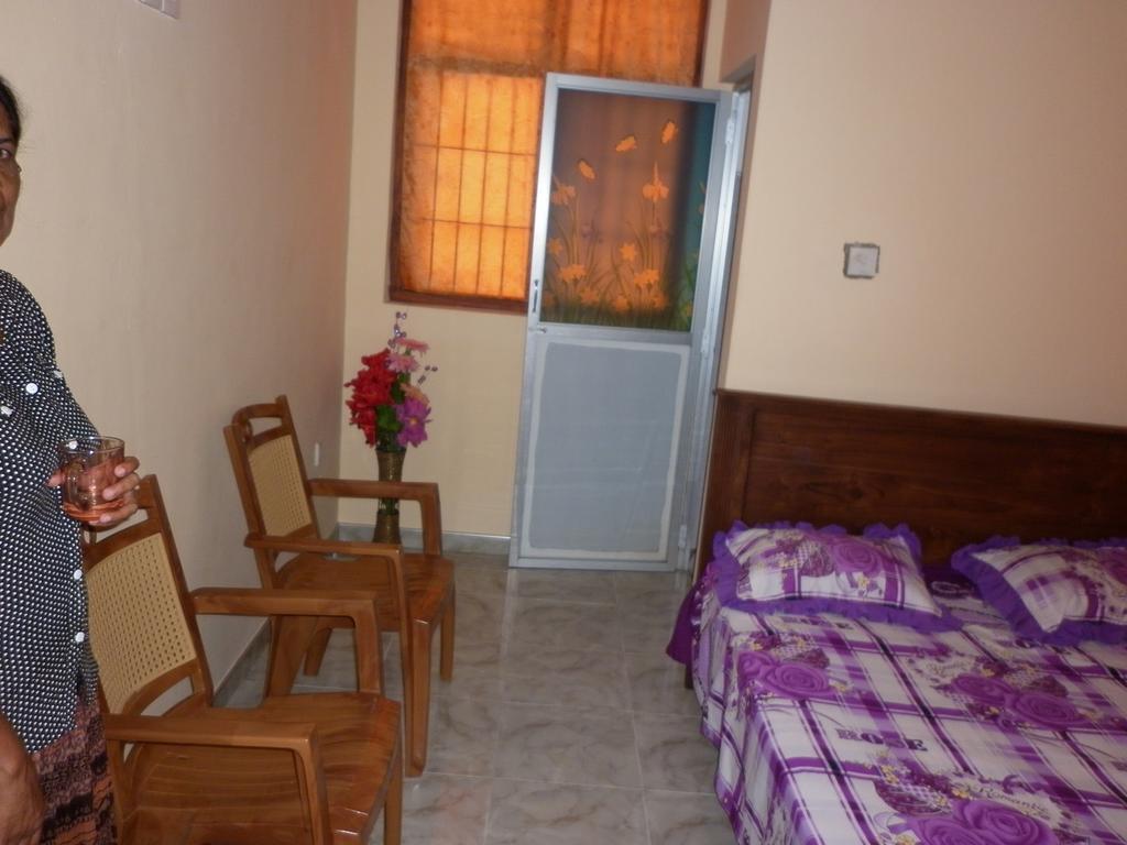 Seetha'S Hostel 尼甘布 客房 照片