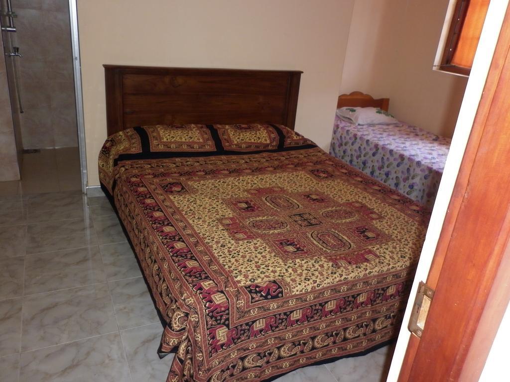 Seetha'S Hostel 尼甘布 客房 照片