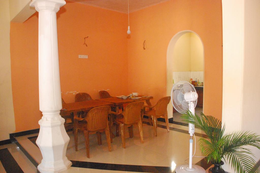 Seetha'S Hostel 尼甘布 外观 照片